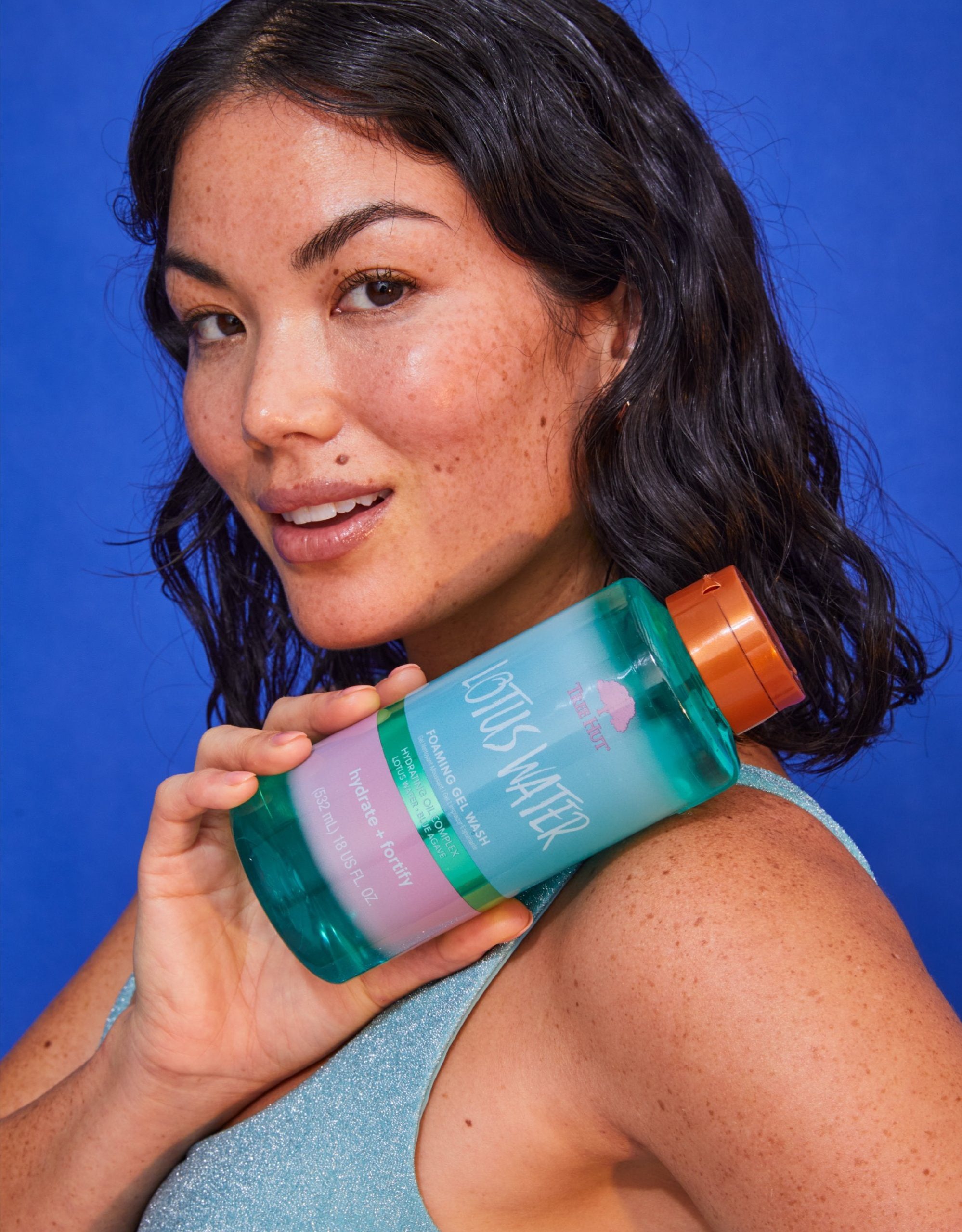 LotusWaterFoamingGelWash2-scaled-1.jpg