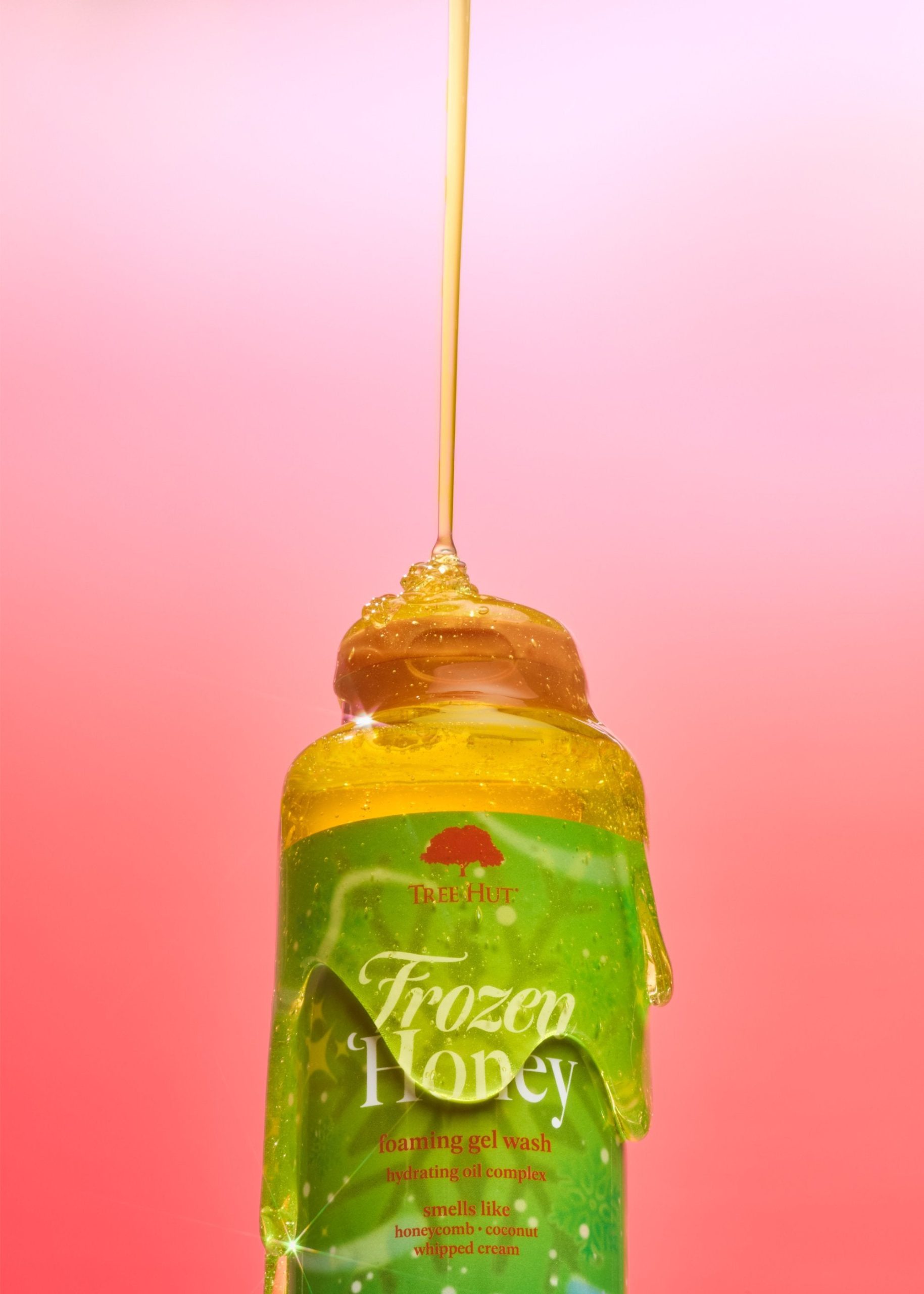 Tree-Hut-FrozenHoney-FoamingGelWash-ASMR-Holiday26-5x7-786116220-scaled-1.jpg