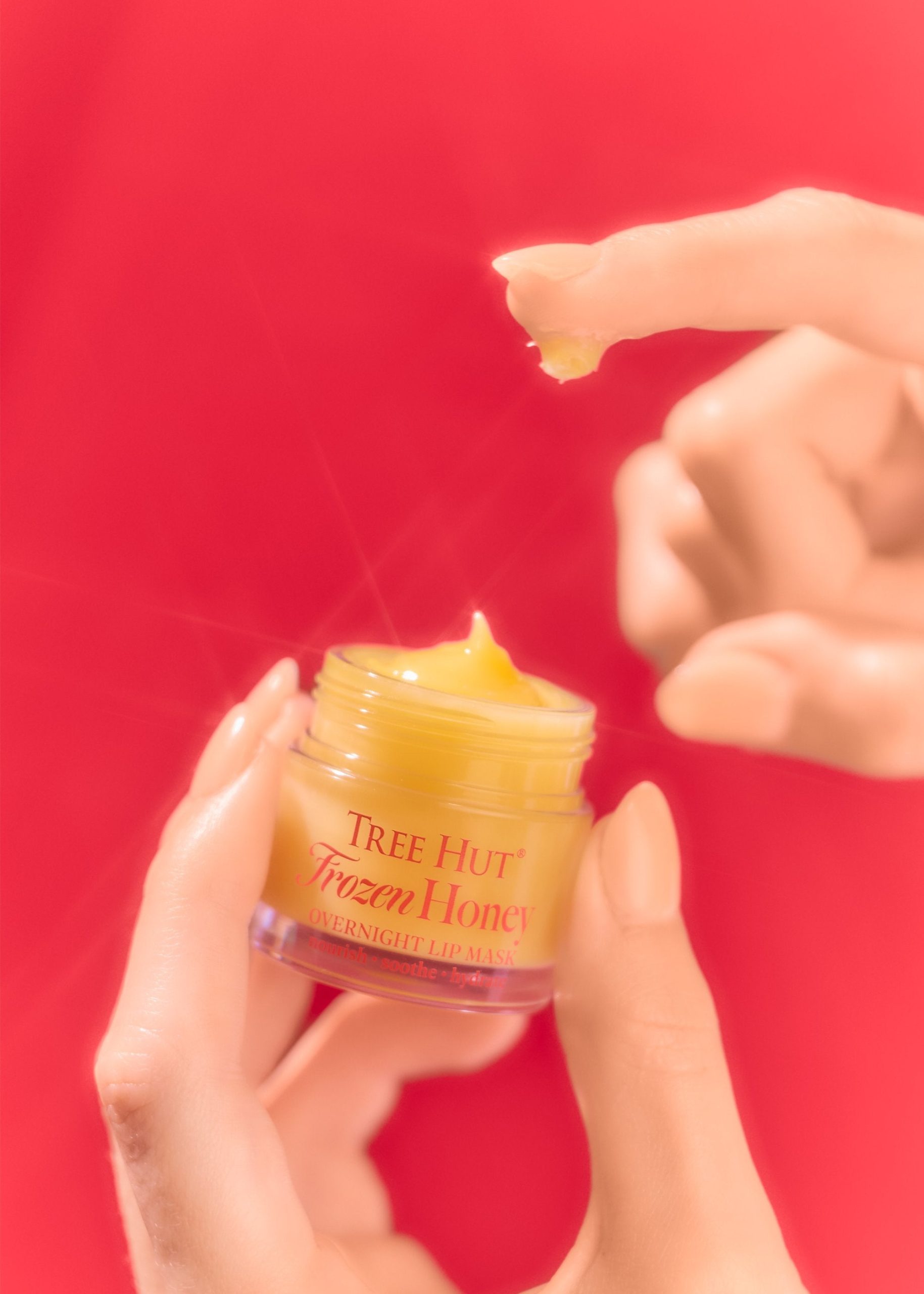 Tree-Hut-FrozenHoney-LipMask-ASMR-Holiday26-5x7-8613-scaled-1.jpg