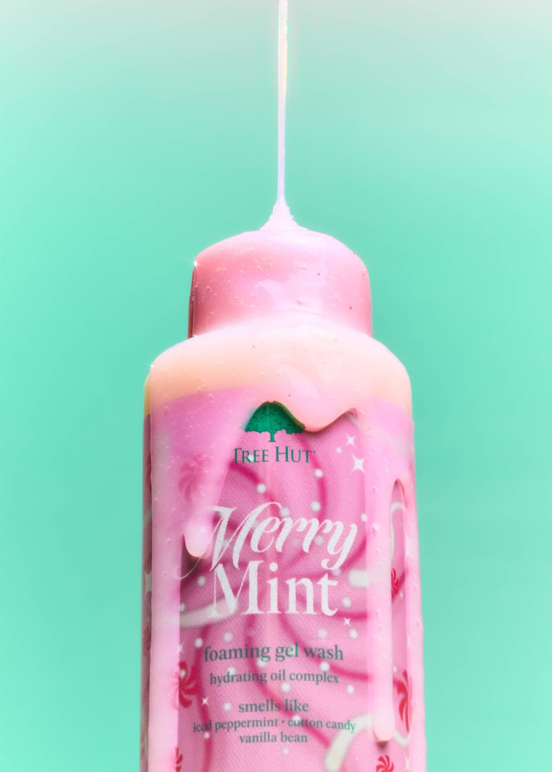Tree-Hut-MerryMint-FoamingGelWash-ASMR-Holiday26-5x7-4250-scaled-1.jpg