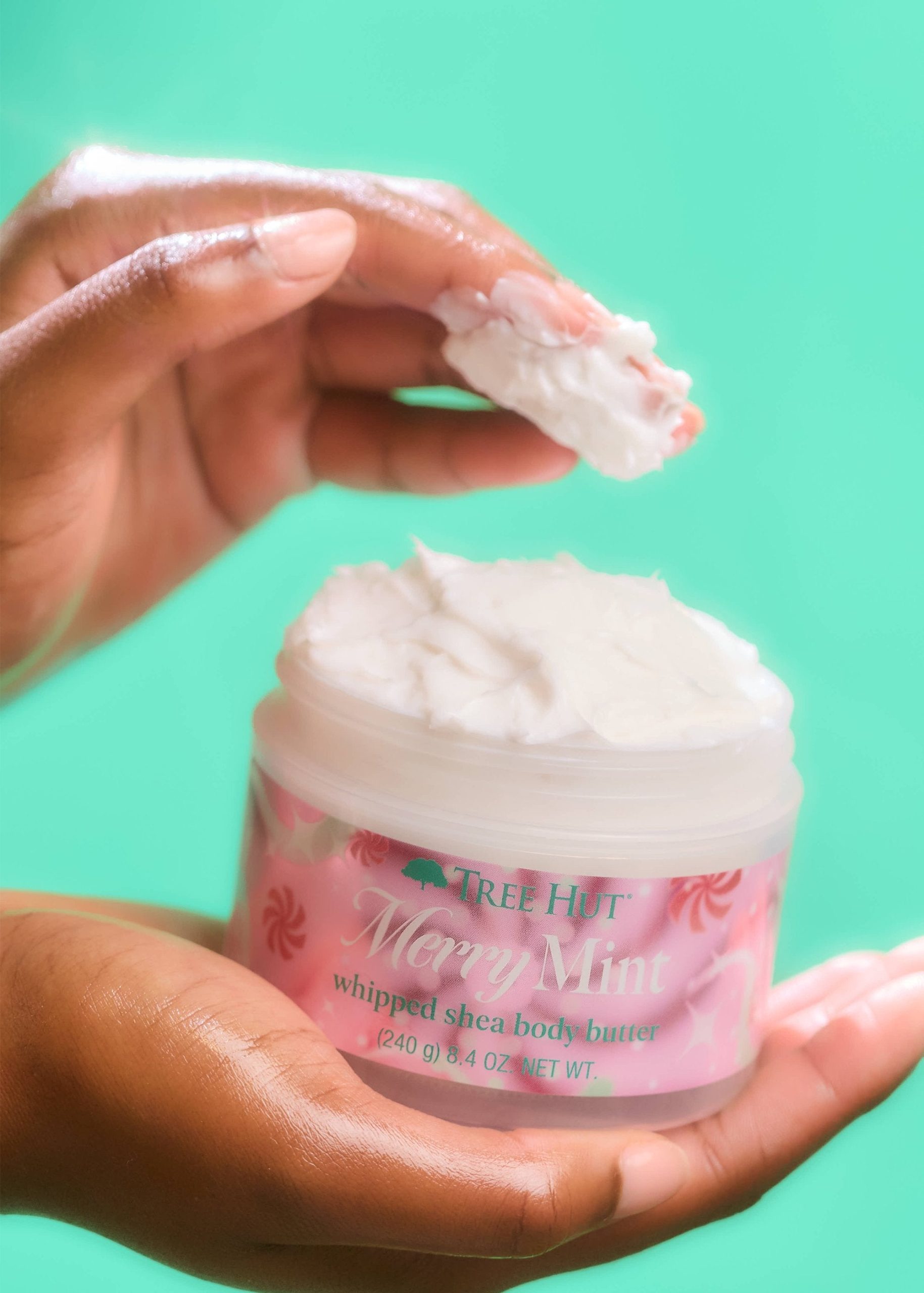 Tree-Hut-MerryMint-WhippedSheaButter-ASMR-Holiday26-5x7-15896-scaled-1.jpg