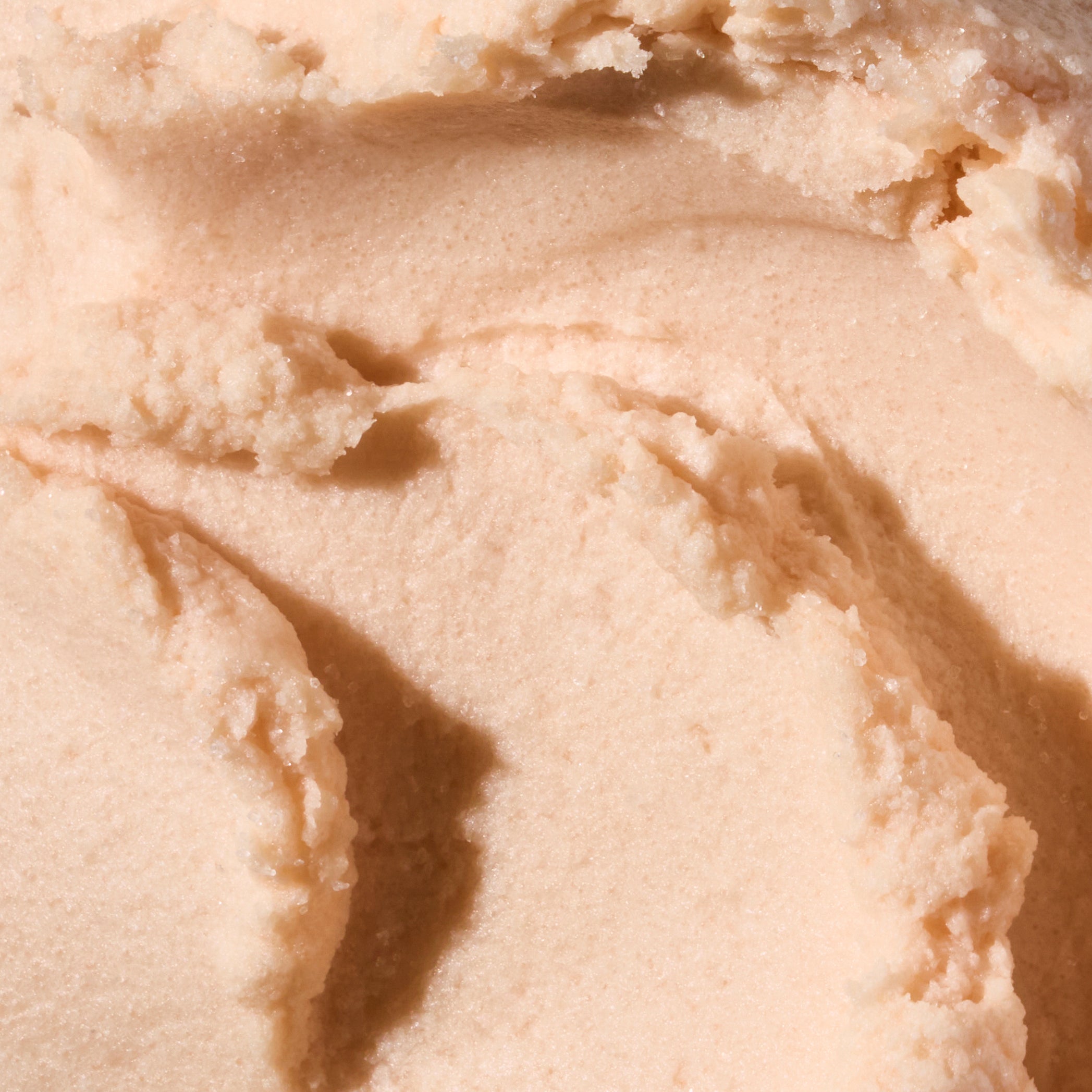 TreeHut_CoreRebrand_CinnamonDolce_DailyMoisturizingScrub_Texture_0062_HERO_1x1_336aefde-282c-4b02-a8c1-9cea7d216b62.jpg