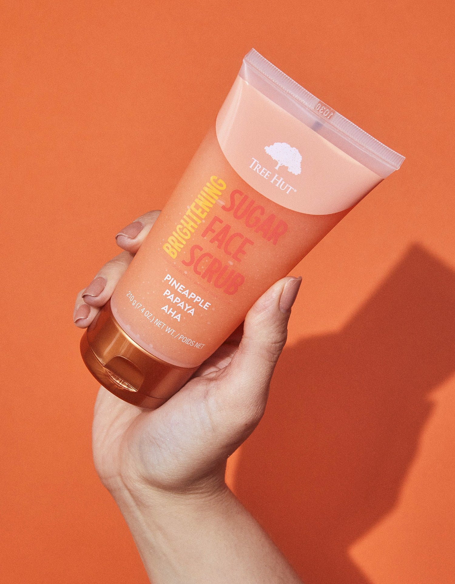 pineapple-papaya-sugar-face-scrub-on-body.jpg
